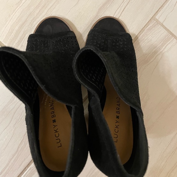 Lucky Brand Open Toe Black Bootie sz 7 - Picture 4 of 6